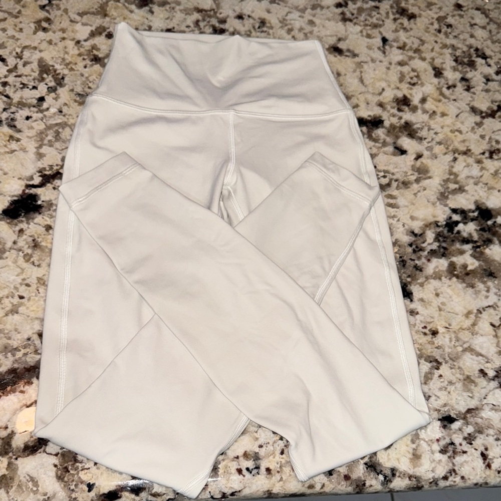 Lululemon Cream High-Waisted Leggings